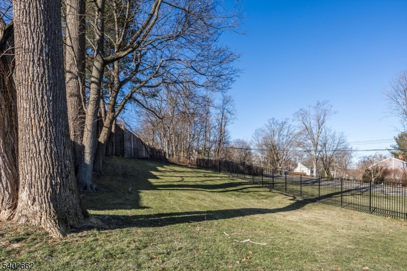 Cromwell Hills - Residential Lease