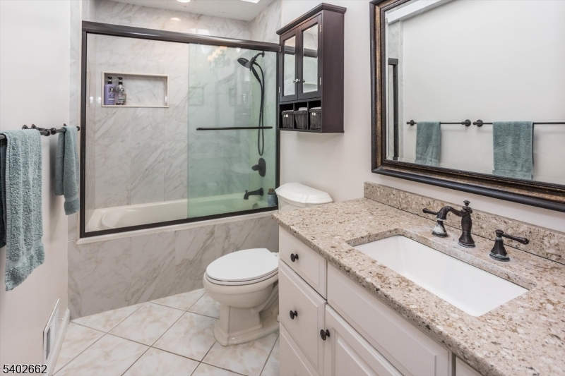 Cromwell Hills - Residential Lease