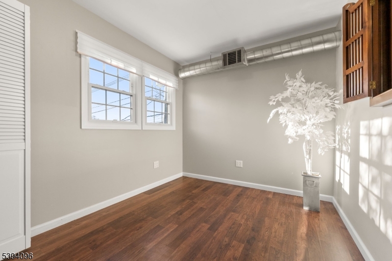 Town Center - Residential Lease