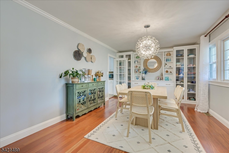 Lawrence Book Village Se - Residential