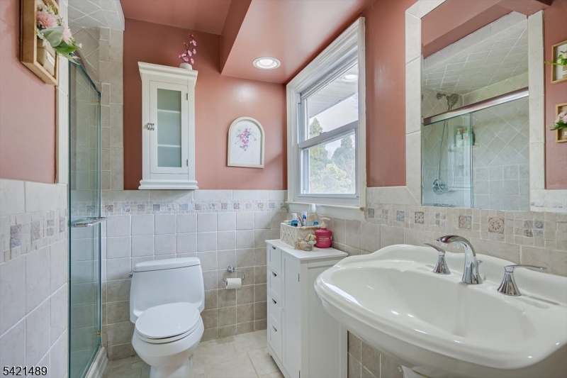 Lawrence Book Village Se - Residential