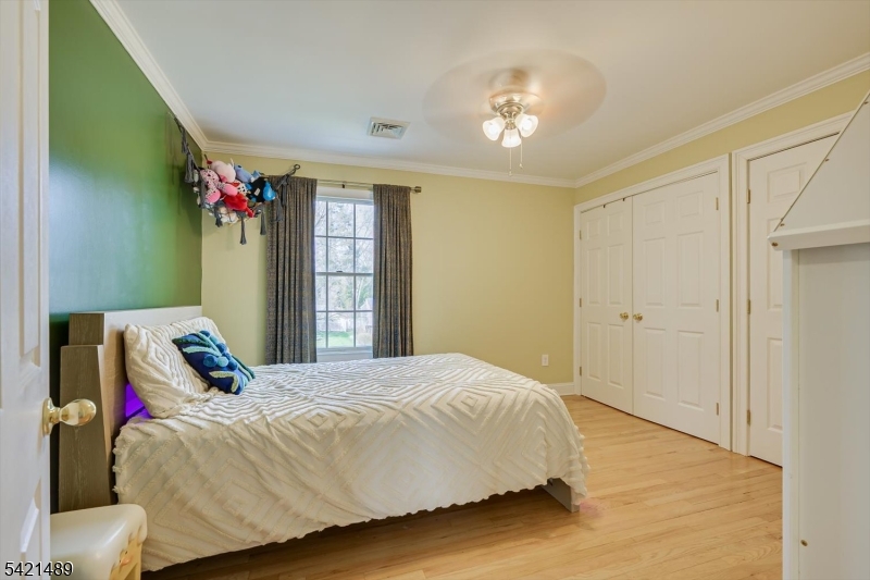 Lawrence Book Village Se - Residential