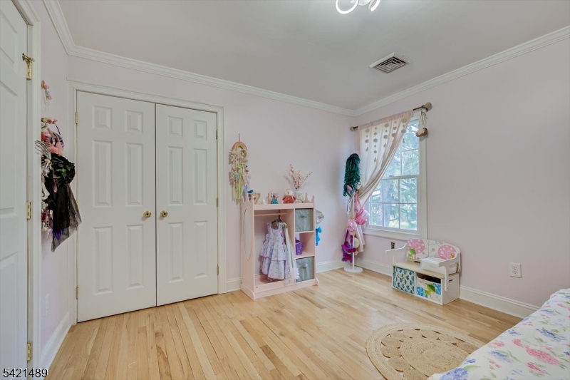 Lawrence Book Village Se - Residential