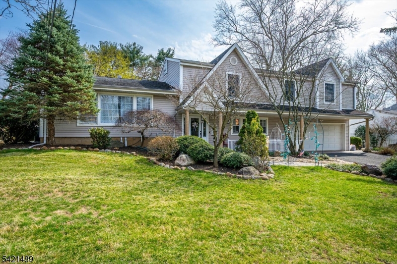 Lawrence Book Village Se - Residential