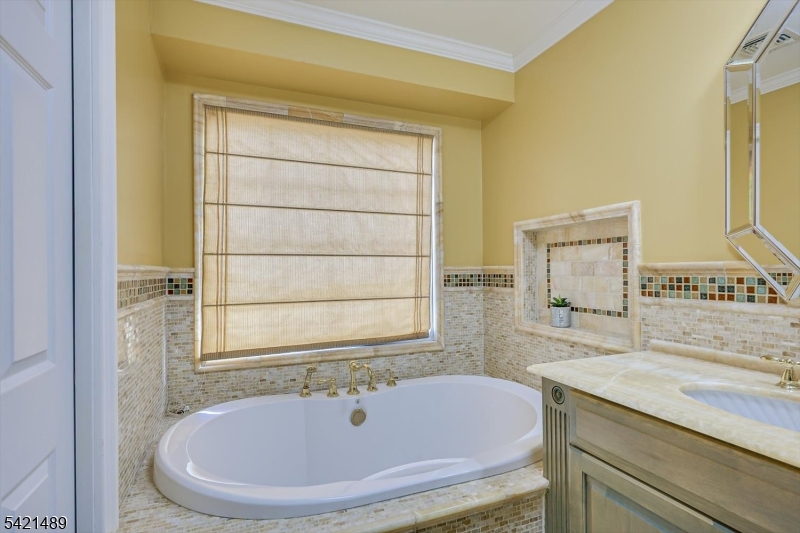 Lawrence Book Village Se - Residential