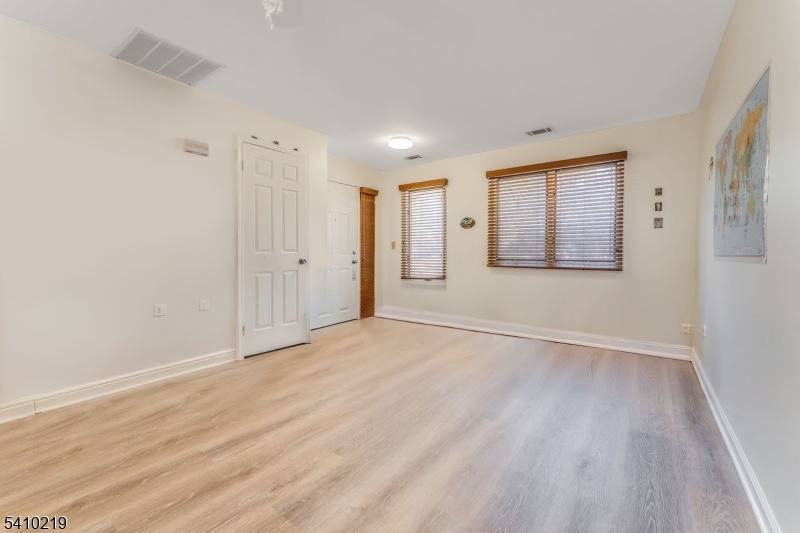 Beaver Brook - Residential