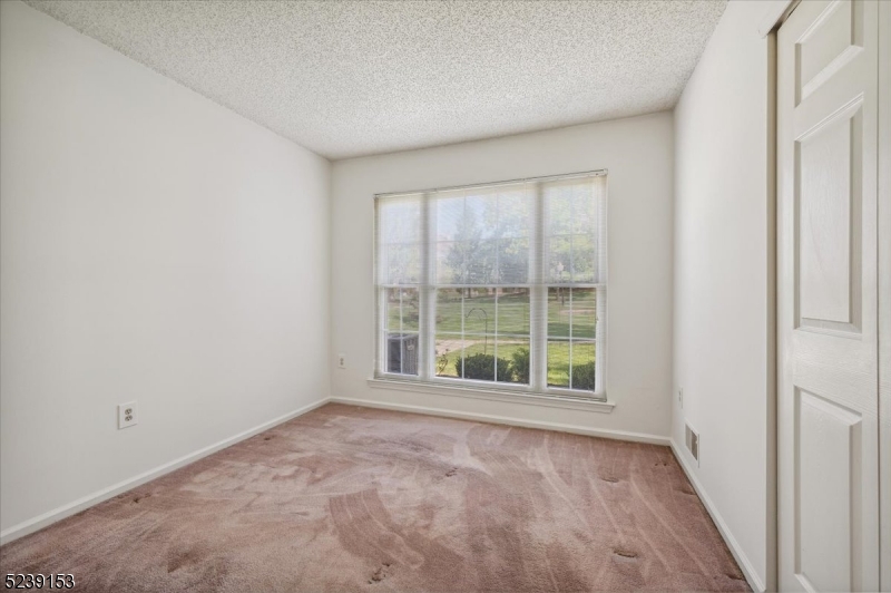 GLENBROOKE - Residential