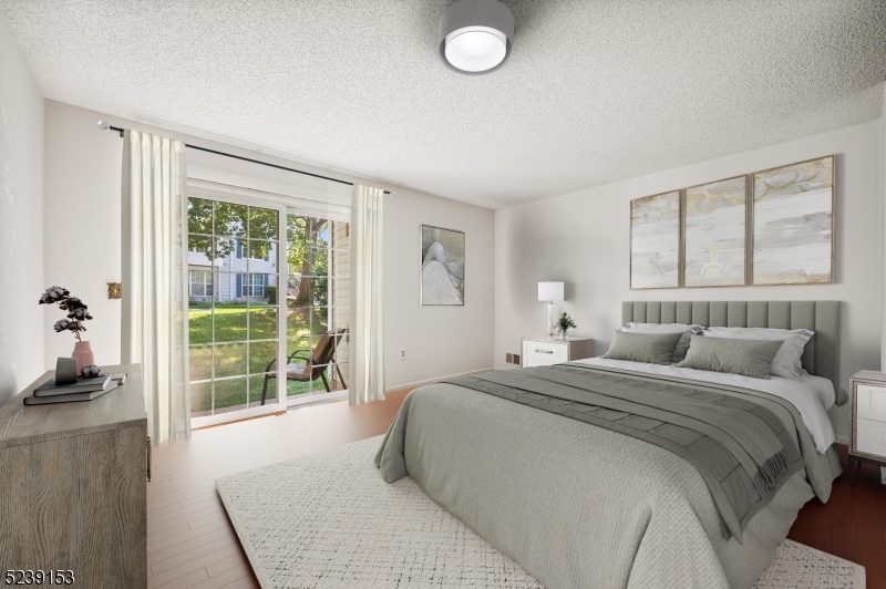 GLENBROOKE - Residential