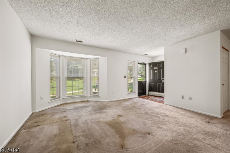 GLENBROOKE - Residential