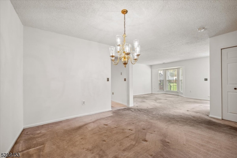 GLENBROOKE - Residential