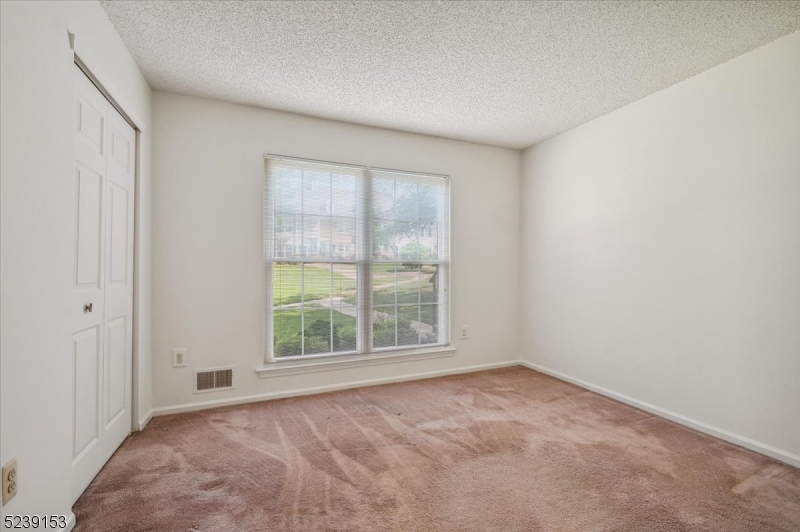 GLENBROOKE - Residential