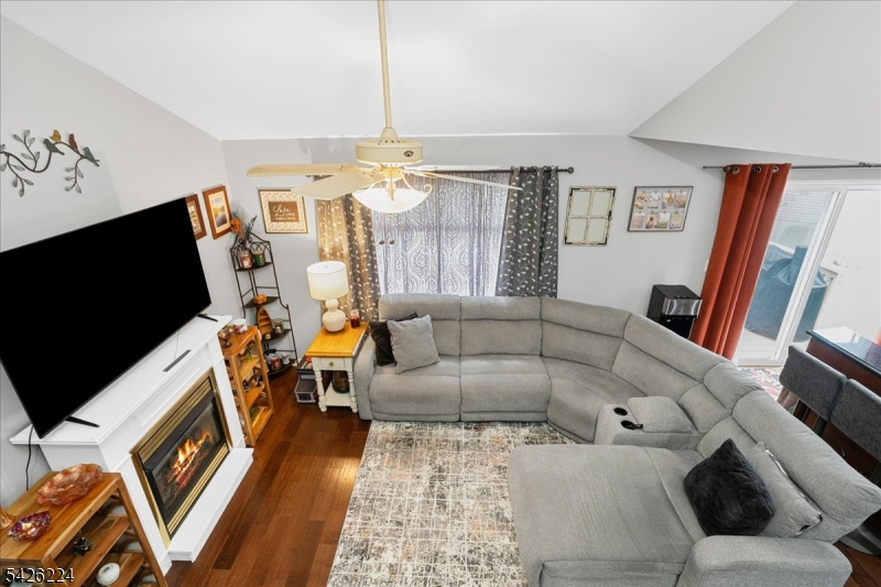 Indian Field - Residential