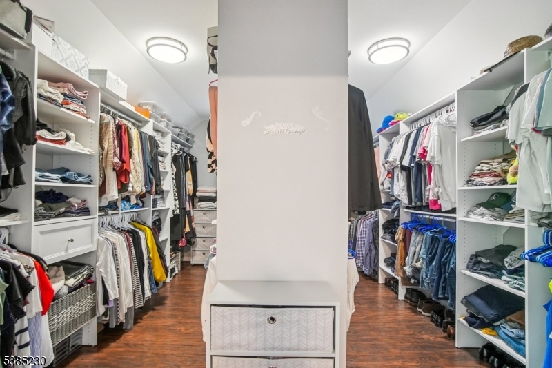 Hunterdon Chase - Residential