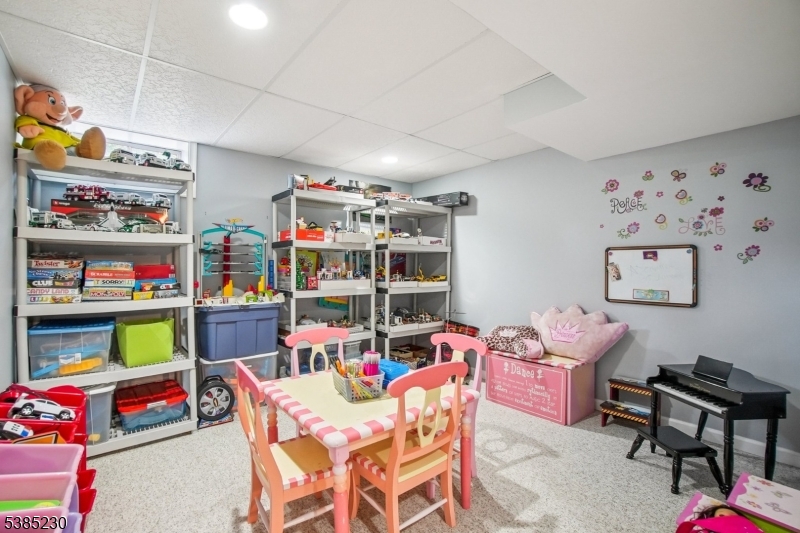 Hunterdon Chase - Residential