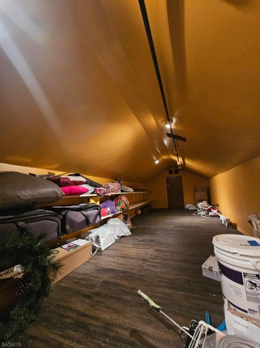 Woods End Condominiums - Residential