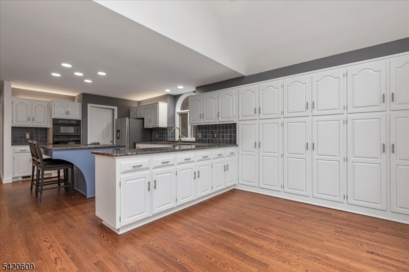 Teetertown Ravine - Residential