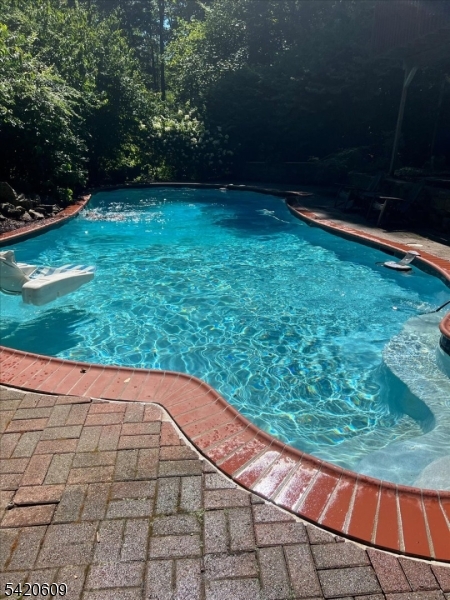 Teetertown Ravine - Residential