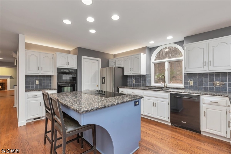 Teetertown Ravine - Residential