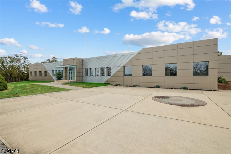 Branchburg Twp., New Jersey 08876, United States, ,Residential,Active,230038