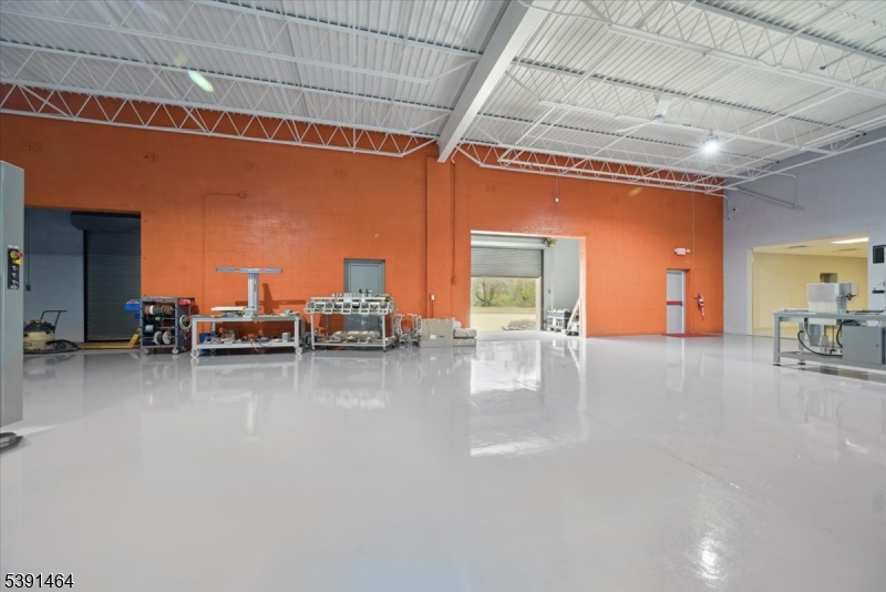 Branchburg Twp., New Jersey 08876, United States, ,Residential,Active,230038