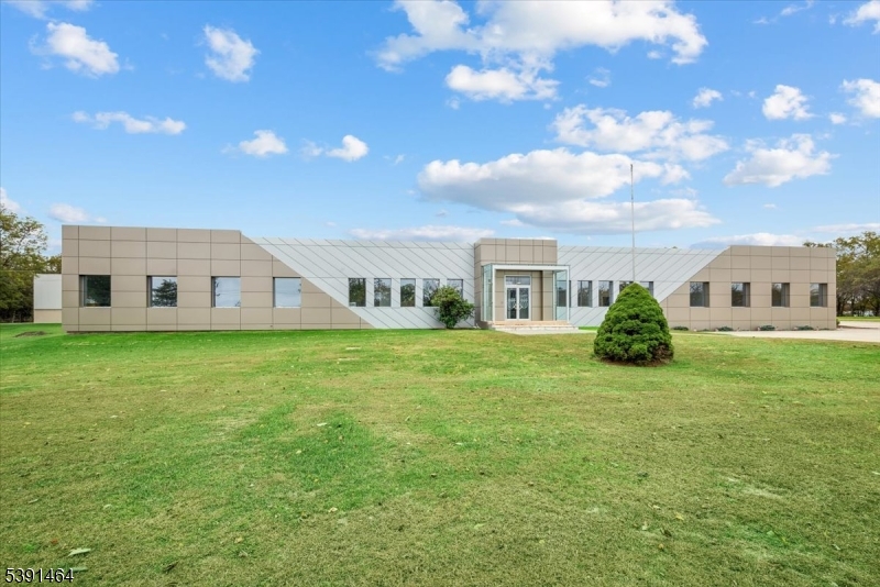 Branchburg Twp., New Jersey 08876, United States, ,Residential,Active,230038