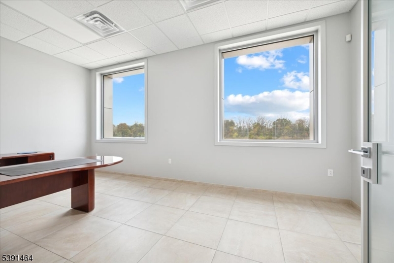 Branchburg Twp., New Jersey 08876, United States, ,Residential,Active,230038