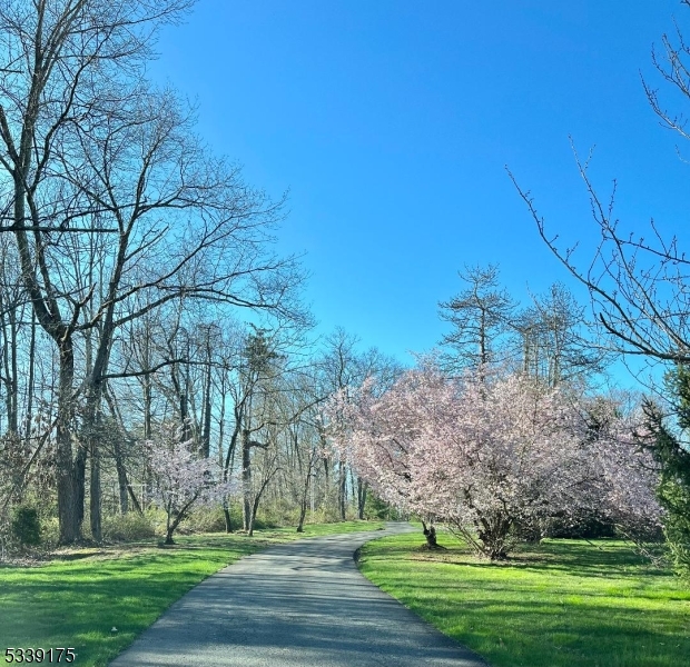 New Vernon - Residential