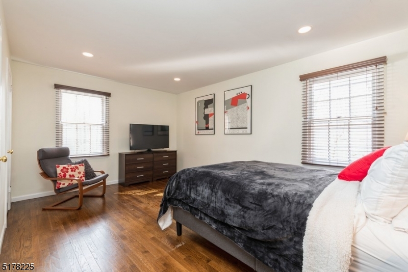 Rolling Hill at Skyline - Residential