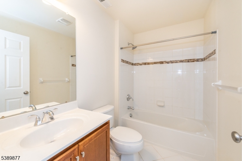 Morris Chase - Residential Lease