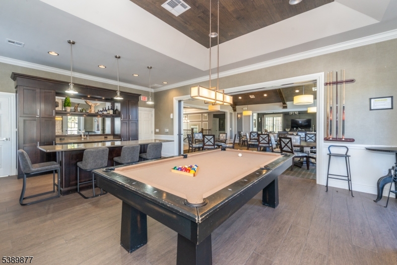 Morris Chase - Residential Lease