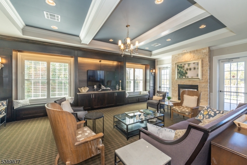 Morris Chase - Residential Lease