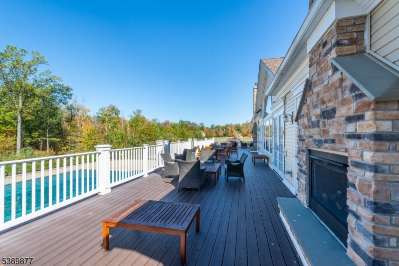 Morris Chase - Residential Lease