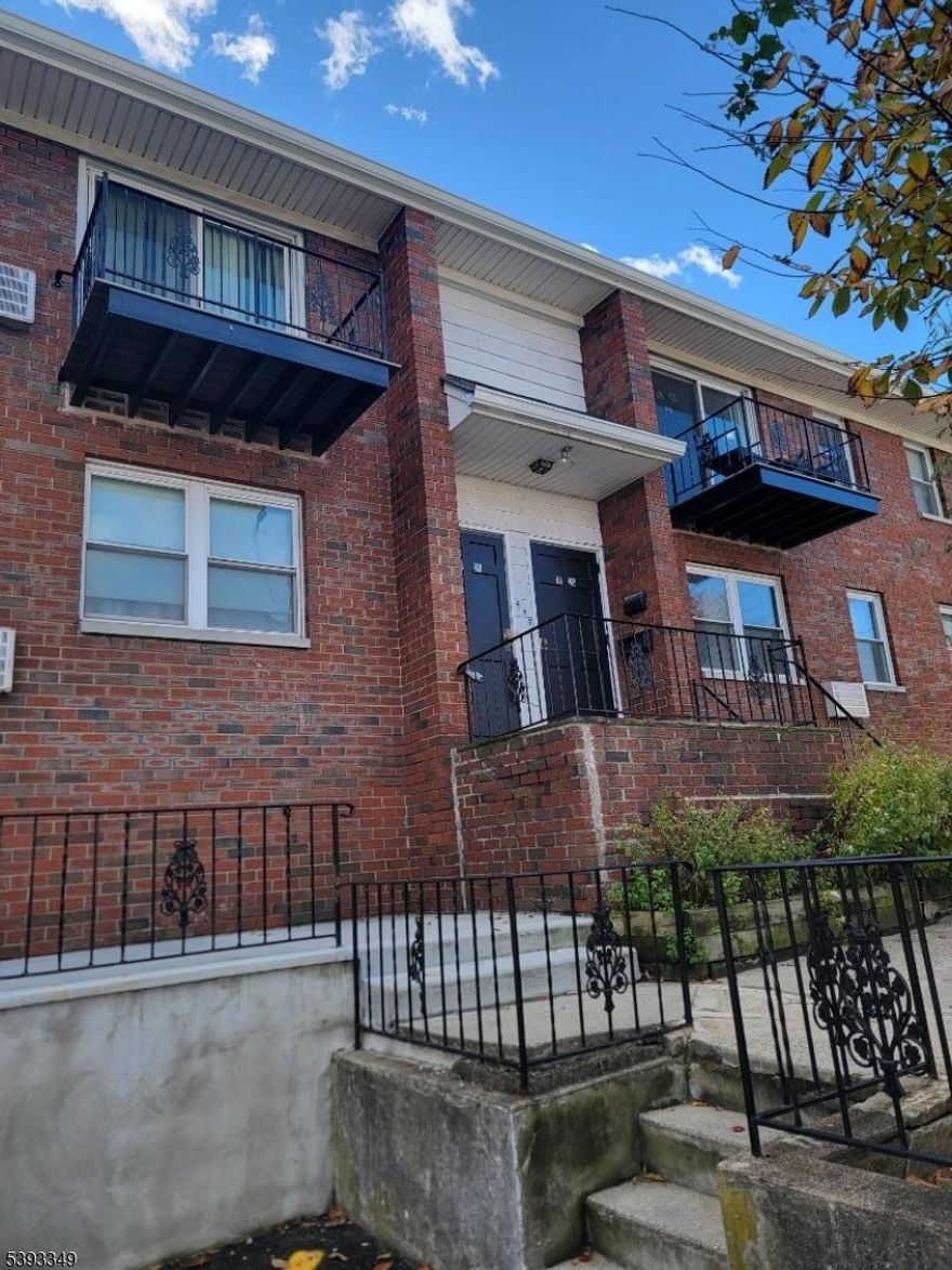 Beautifully maintained and freshly painted one-bedroom apartment on the second floor in a prime Hackensack location, close to public transportation, shopping centers, restaurants, and major highways. This spacious and bright unit offers comfortable living with parking included, making it a perfect blend of convenience and value. Move-in ready and ideally situated near everything Hackensack has to offer!