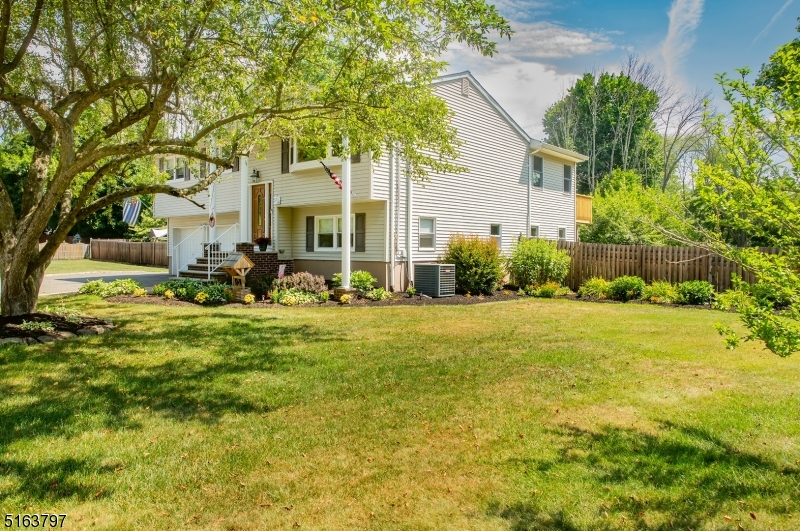 Ledgewood - Residential