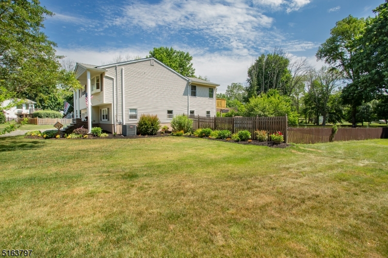 Ledgewood - Residential