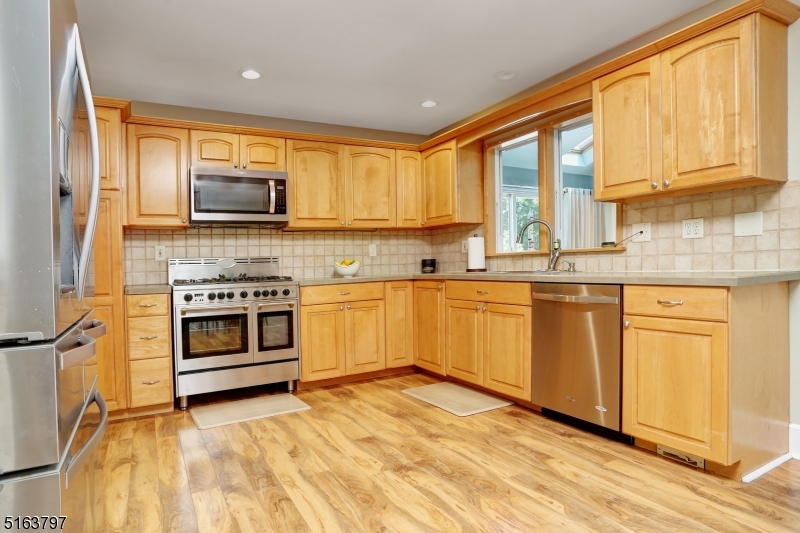 Ledgewood - Residential