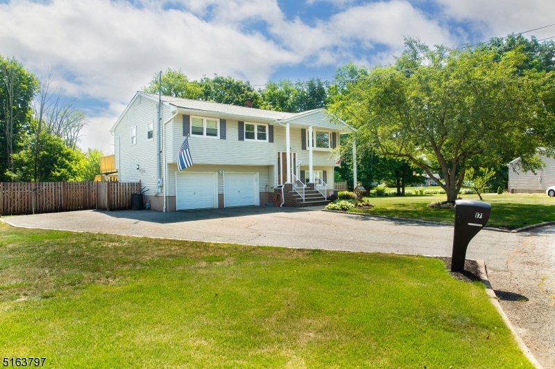 Ledgewood - Residential