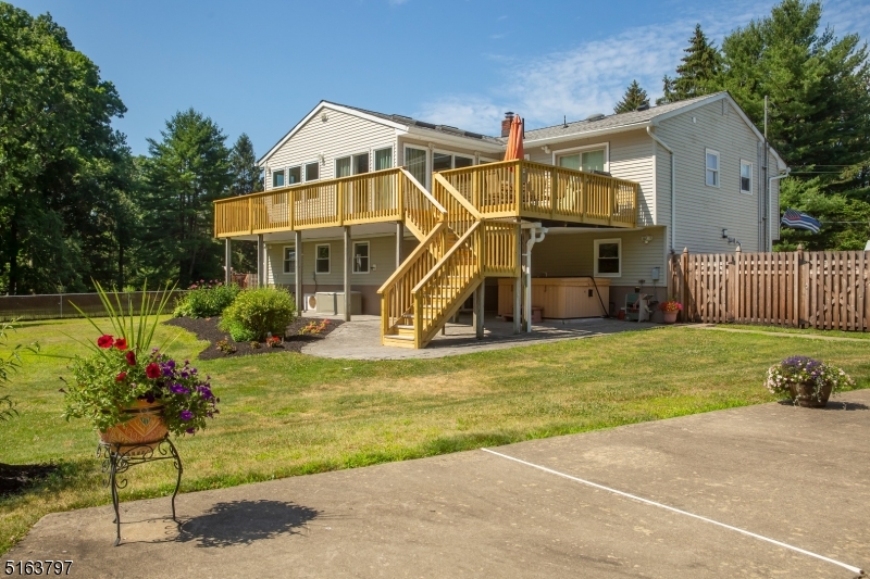 Ledgewood - Residential