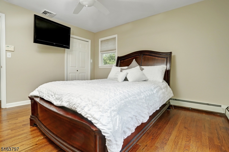 Ledgewood - Residential