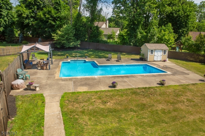 Ledgewood - Residential