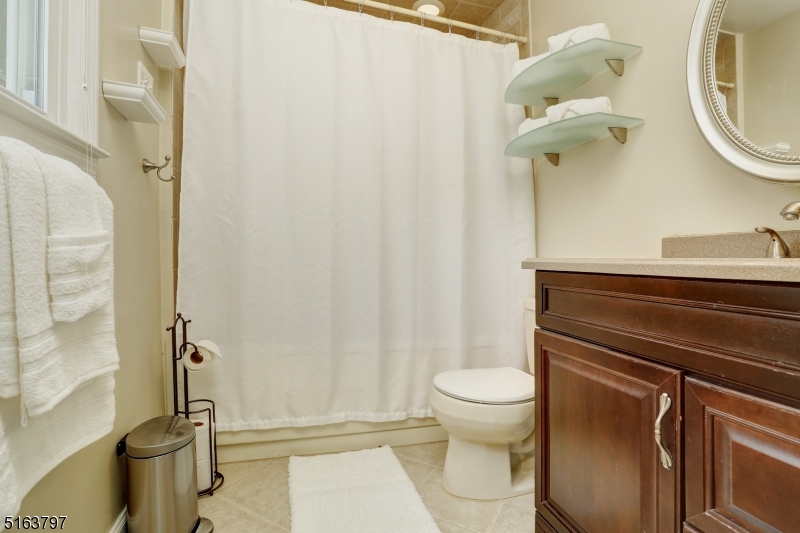 Ledgewood - Residential