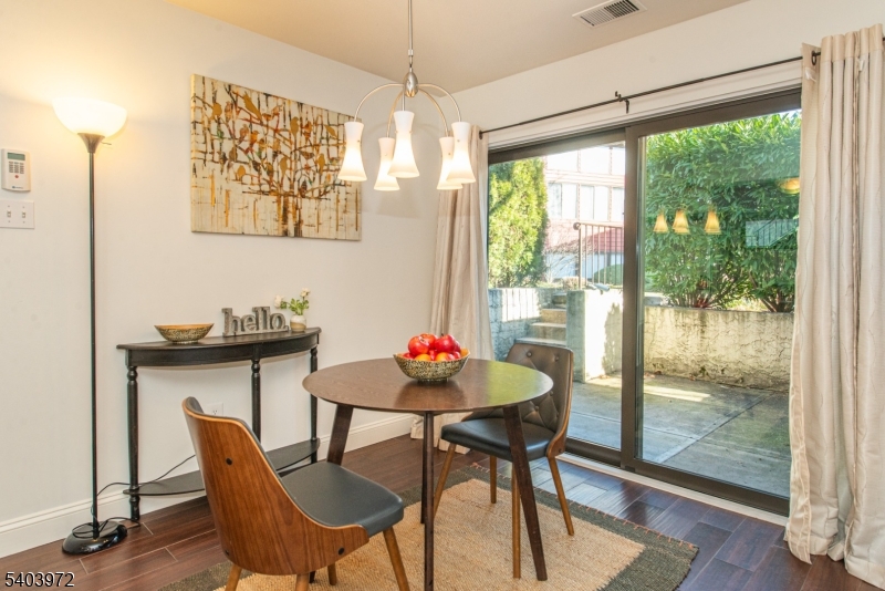 SLEEPY HOLLOW - Residential