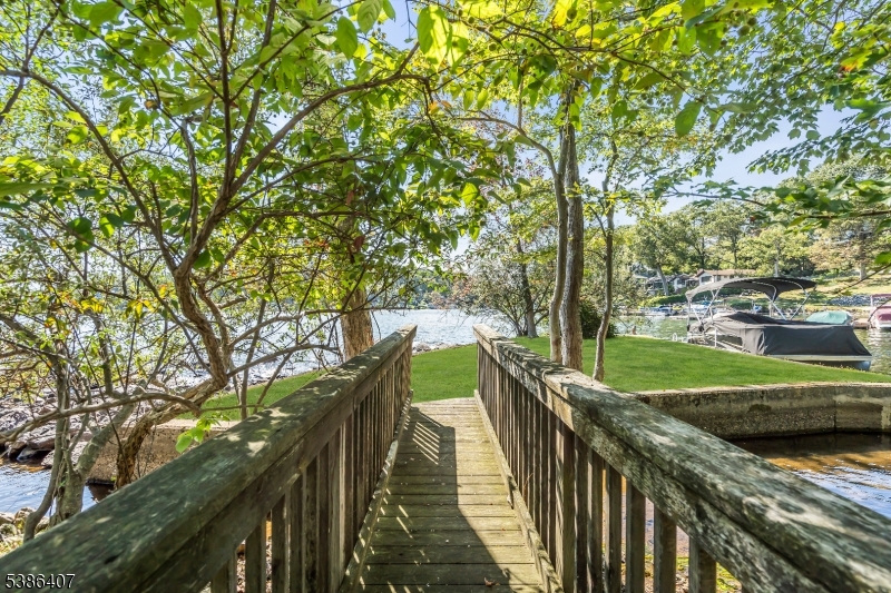 Elba Point - Residential