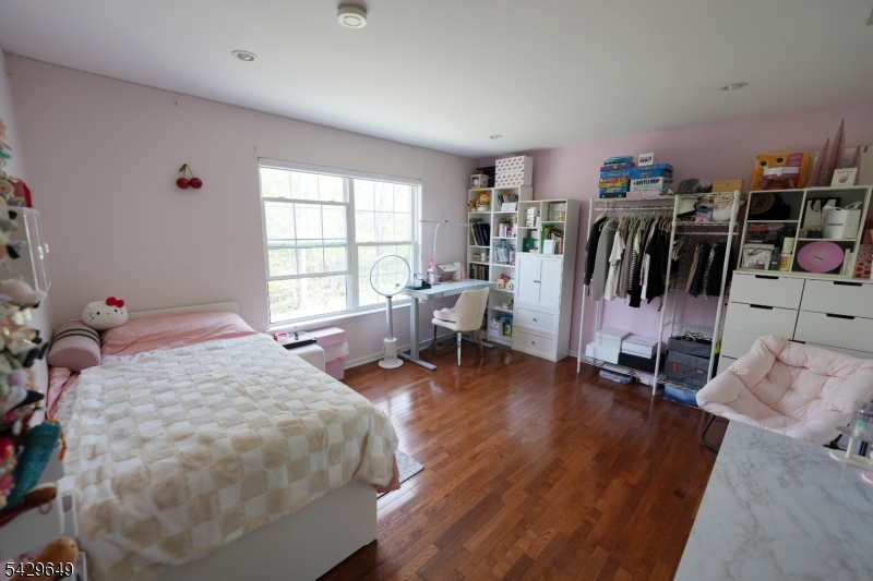 Raddcliff Village - Residential