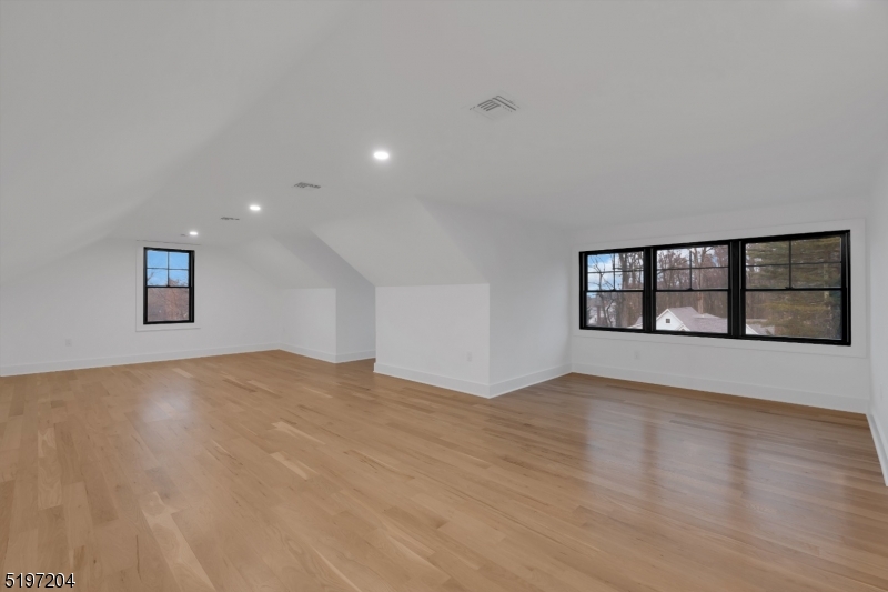 Upper Washington - Residential