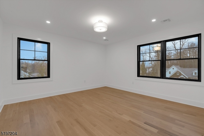 Upper Washington - Residential