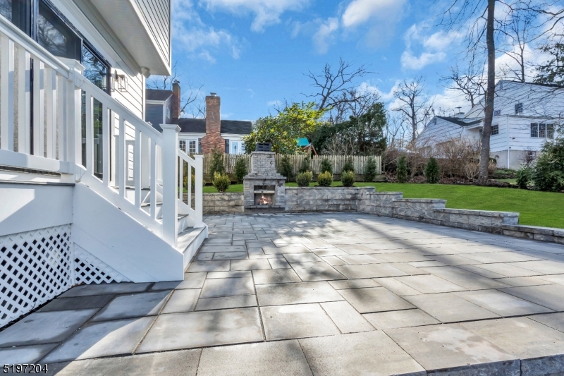 Upper Washington - Residential