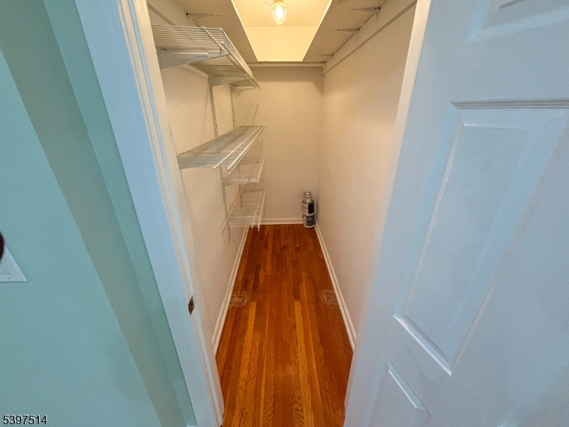 Mountain Club - Residential Lease