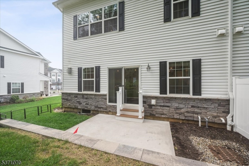 COLLECTION AT MORRIS PLAINS - Residential