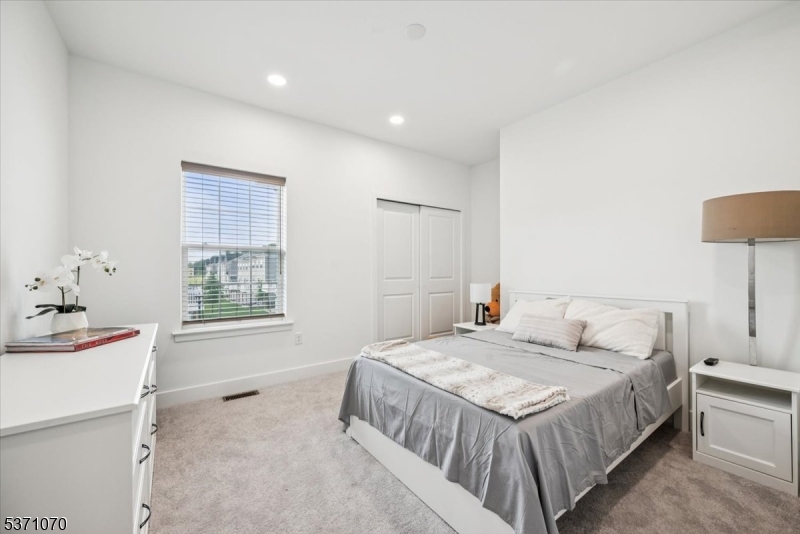 COLLECTION AT MORRIS PLAINS - Residential